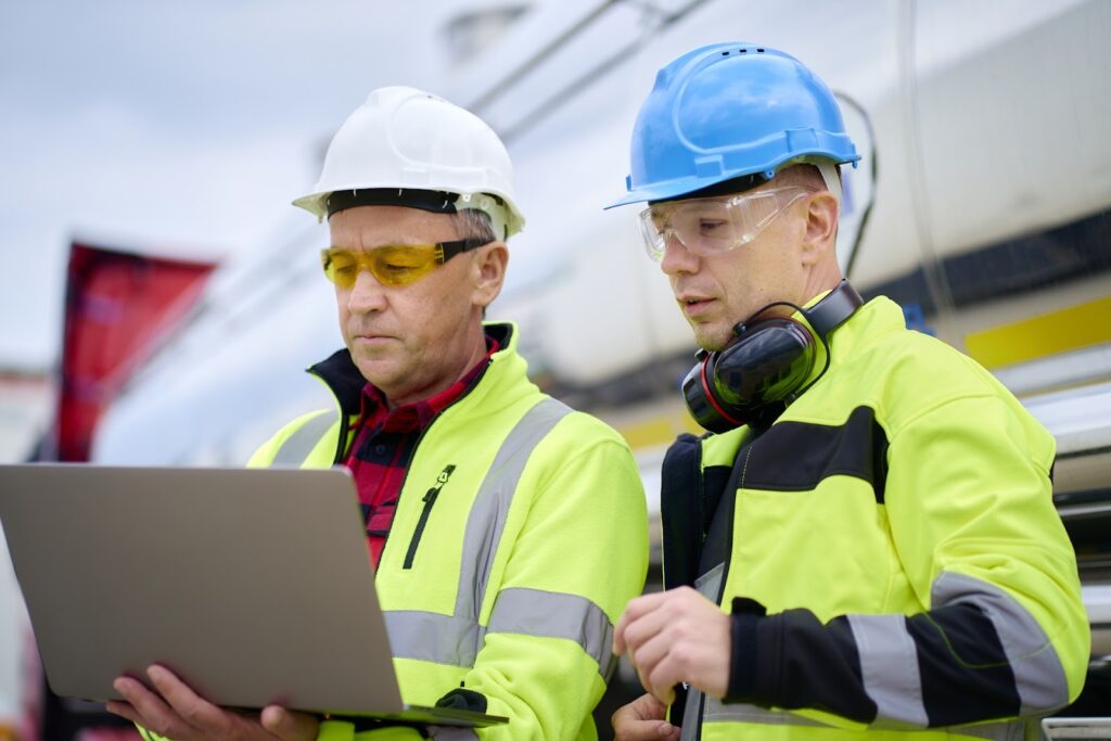 外国人建設就労者とは|WEB担当者が知るべき特定技能との違い・雇用のポイント|WEB担当者育成協会