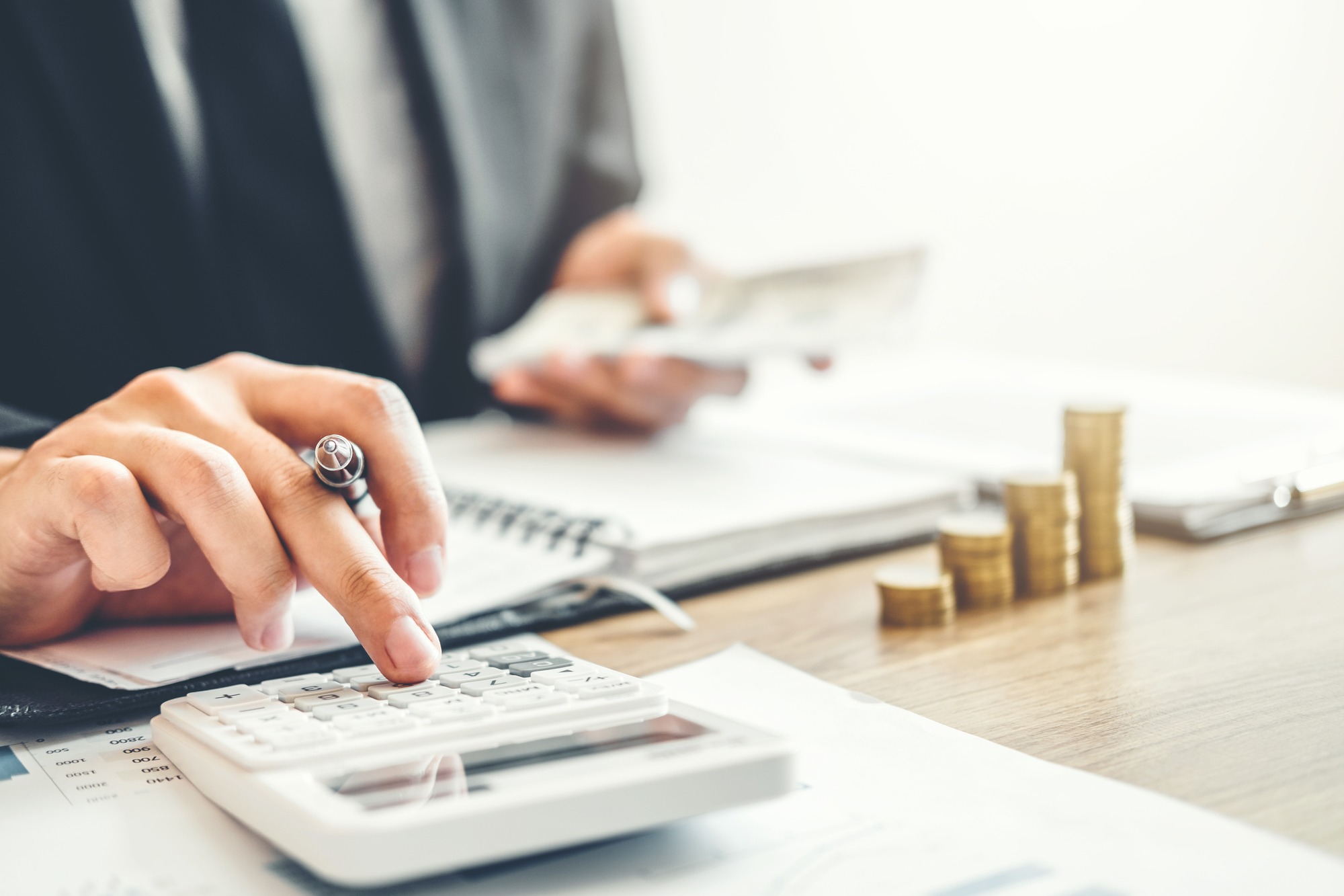 SEO対策の費用目安|外注・内製の考え方