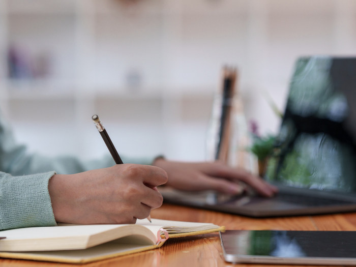 WEBサイト運用セミナー｜受講のメリット・デメリットと選び方、集客力アップのポイント